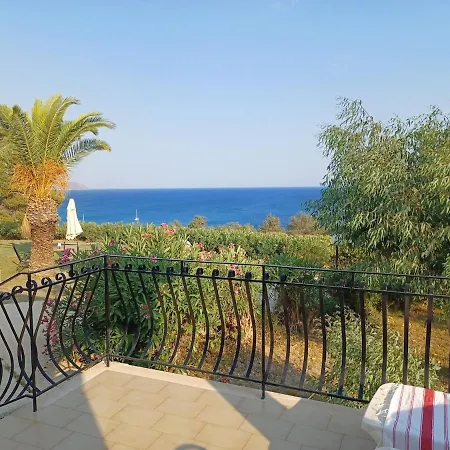 Сasa de vacaciones Nerissa 3, Two Bedroom House