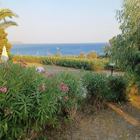 Nerissa 3, Two Bedroom House سبارتيا